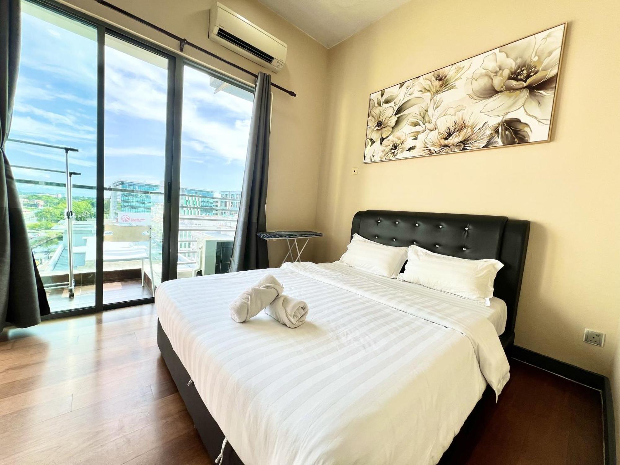 Margo Istay - The Loft Imago Kota Kinabalu Exterior foto